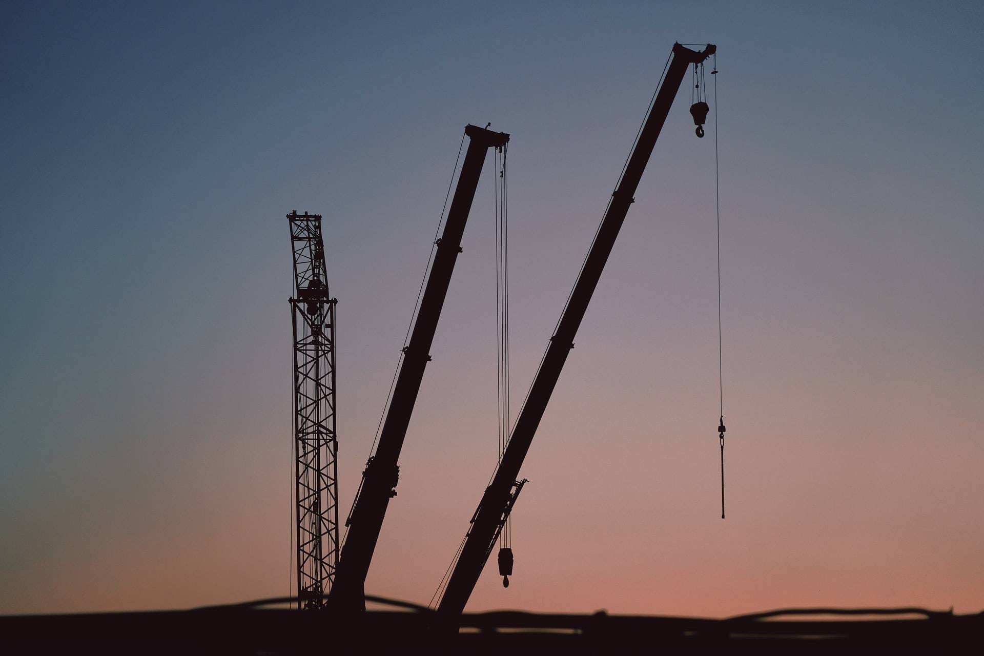 dźwig_żuraw_piła_podnosniki_zlotow